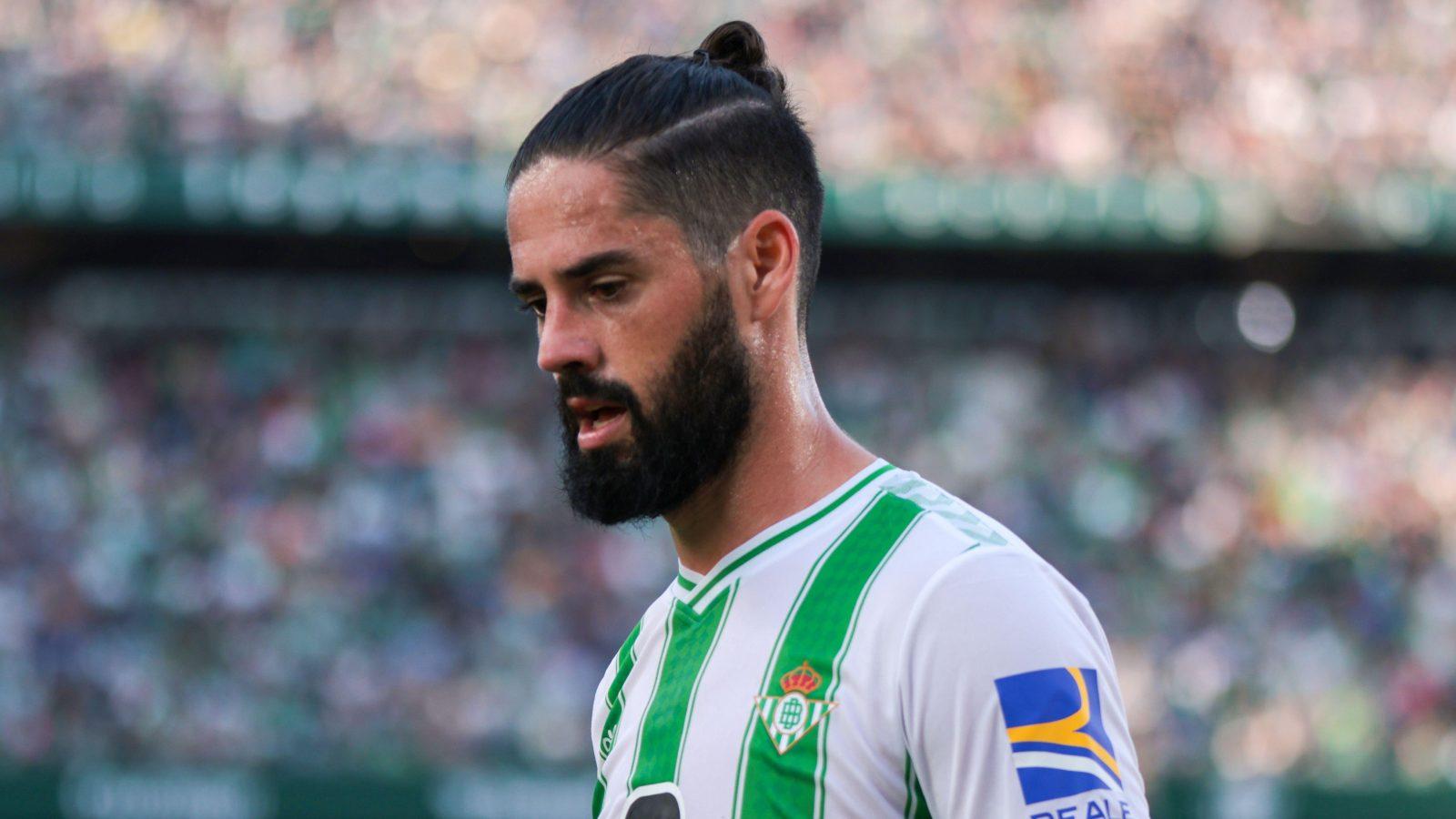 Isco in action for Real Betis.