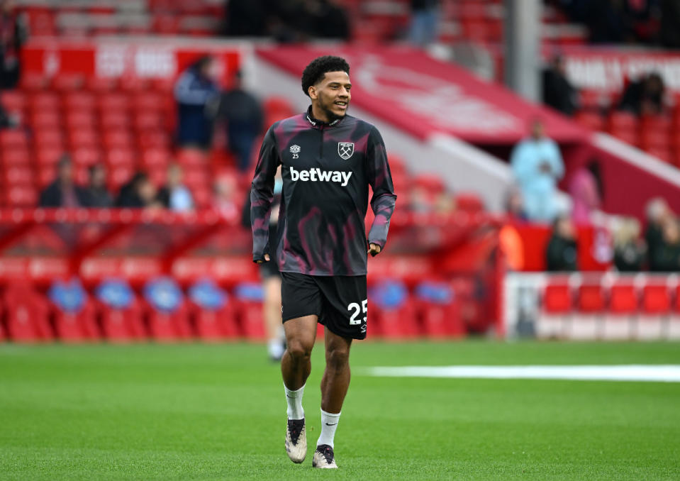 Todibo trong màu áo West Ham