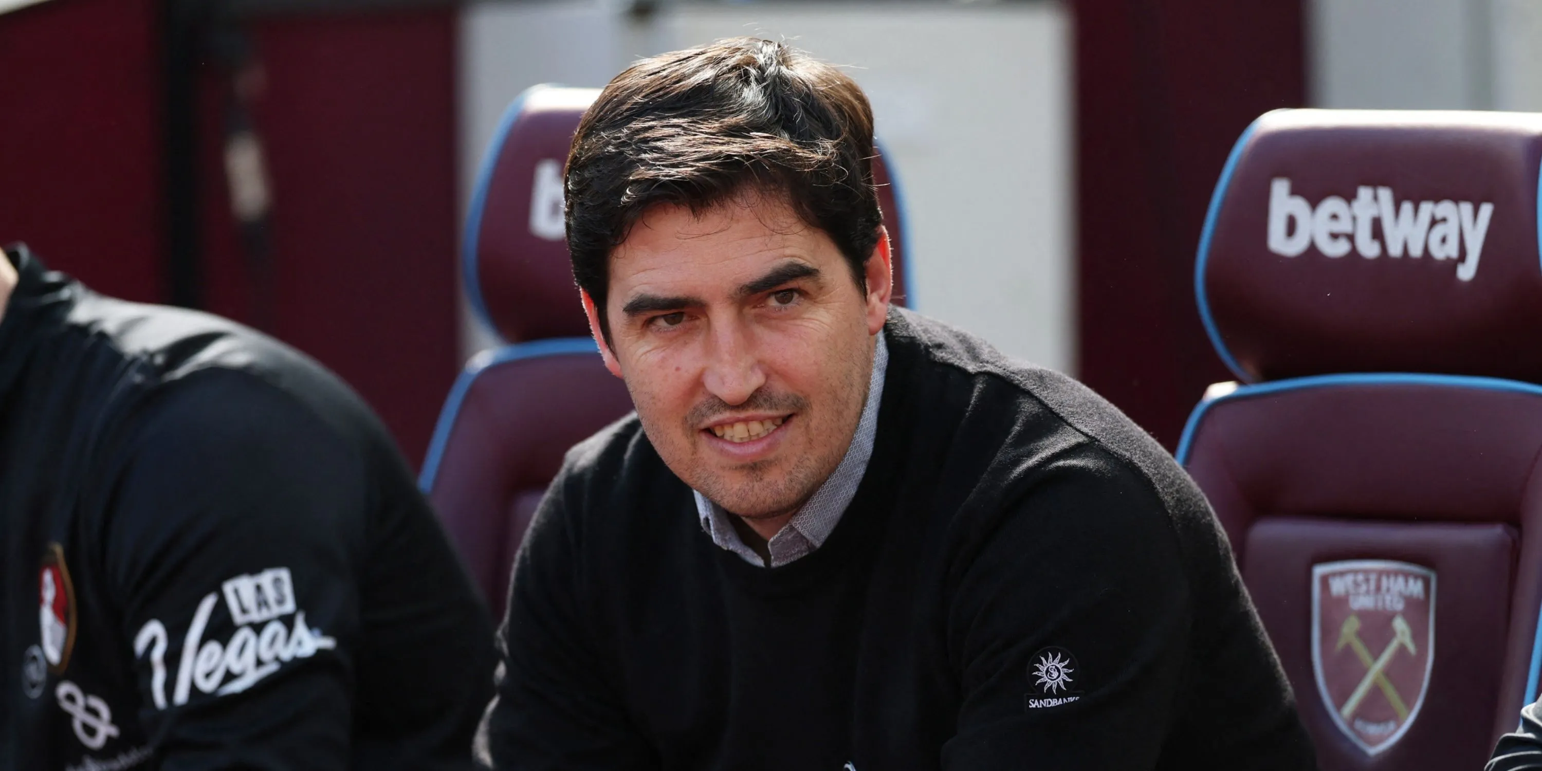 HLV Andoni Iraola và dấu ấn chiến thuật tại Bournemouth mùa giải 2024-2025