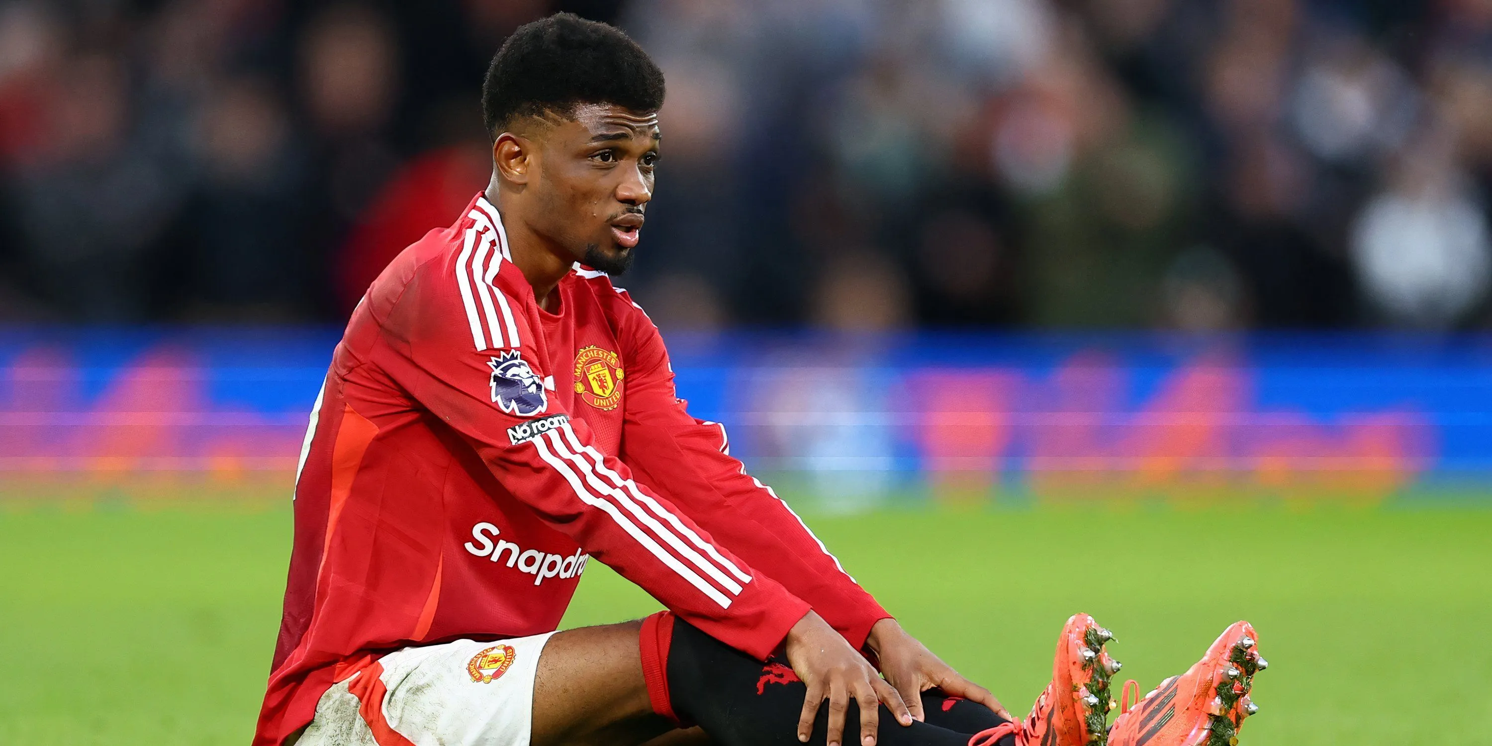 Amad Diallo, tài năng trẻ của Man Utd, trong một pha bóng