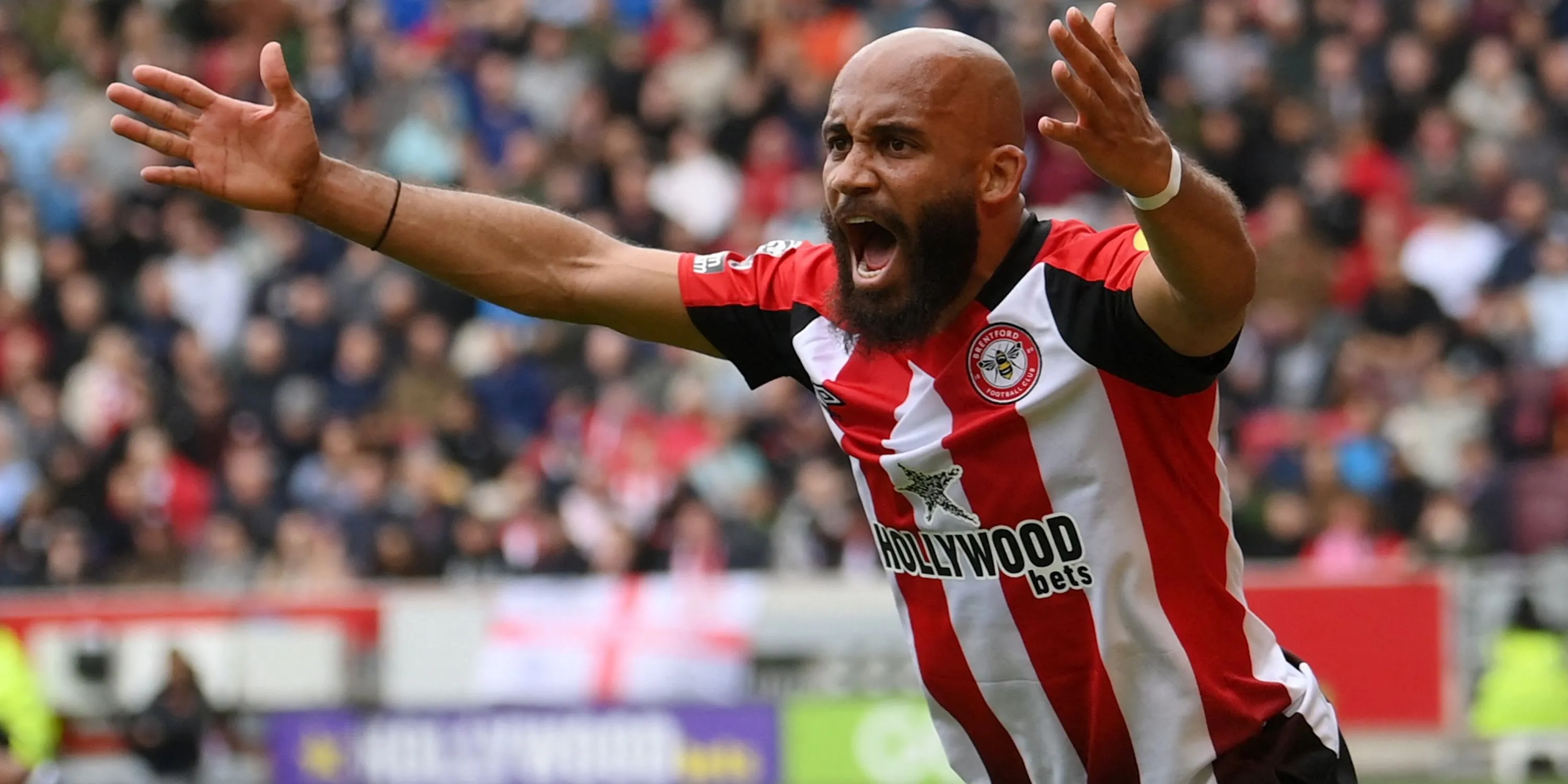 Bryan Mbeumo thể hiện sự quyết tâm trong màu áo Brentford.