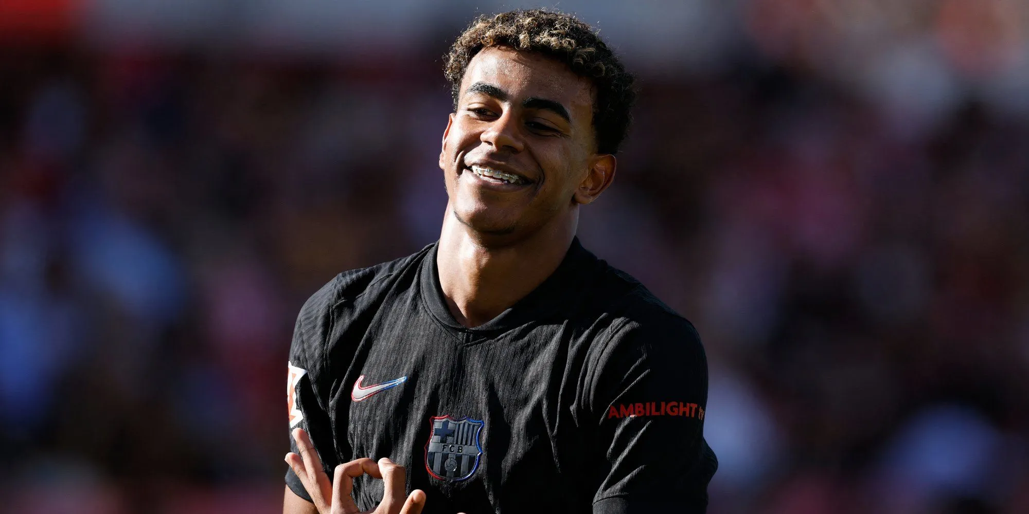 Lamine Yamal trong một trận đấu của Barcelona