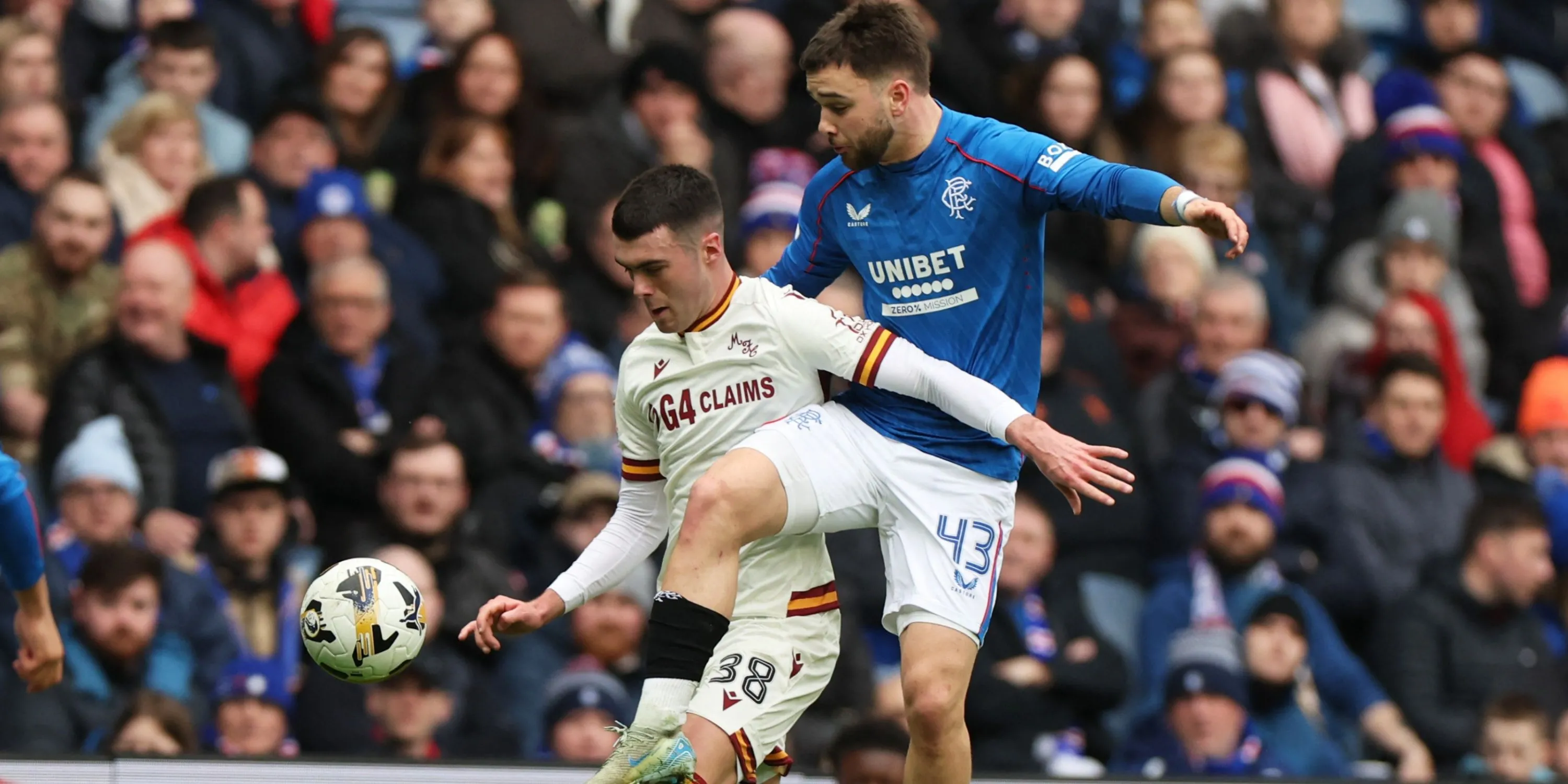 Lennon Miller, mục tiêu chuyển nhượng của Leeds United