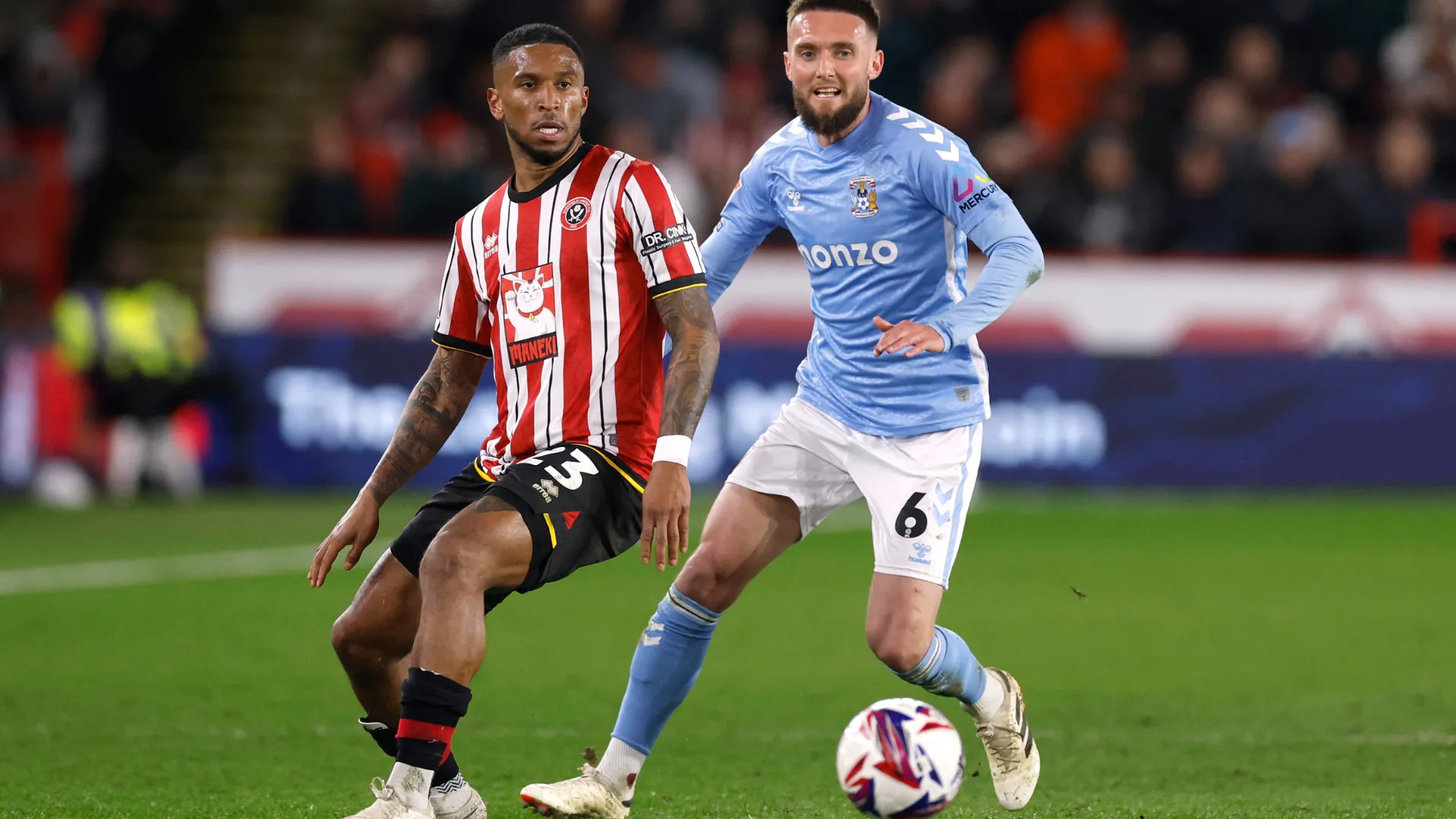 Matt Grimes trong màu áo Coventry City tại Championship