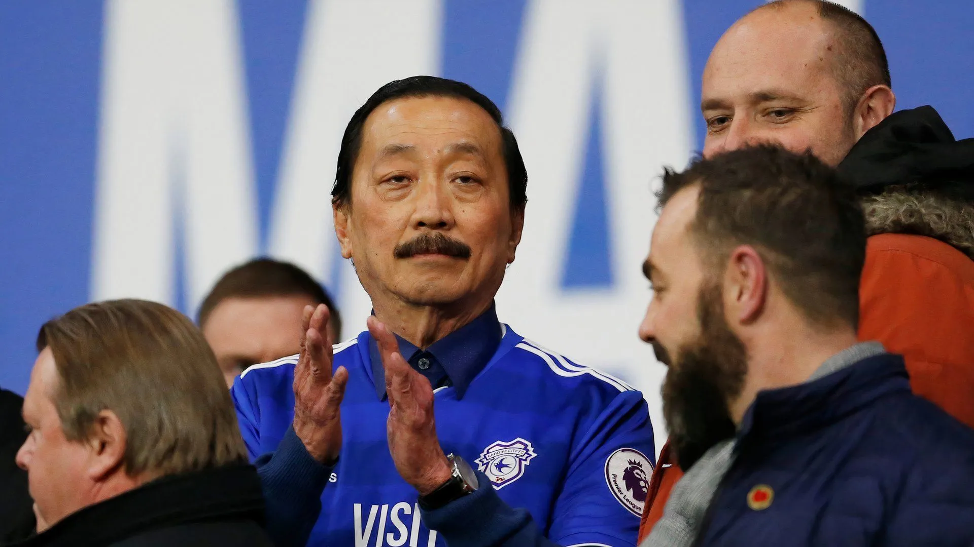 Ông bầu Vincent Tan, chủ sở hữu gây tranh cãi của Cardiff City