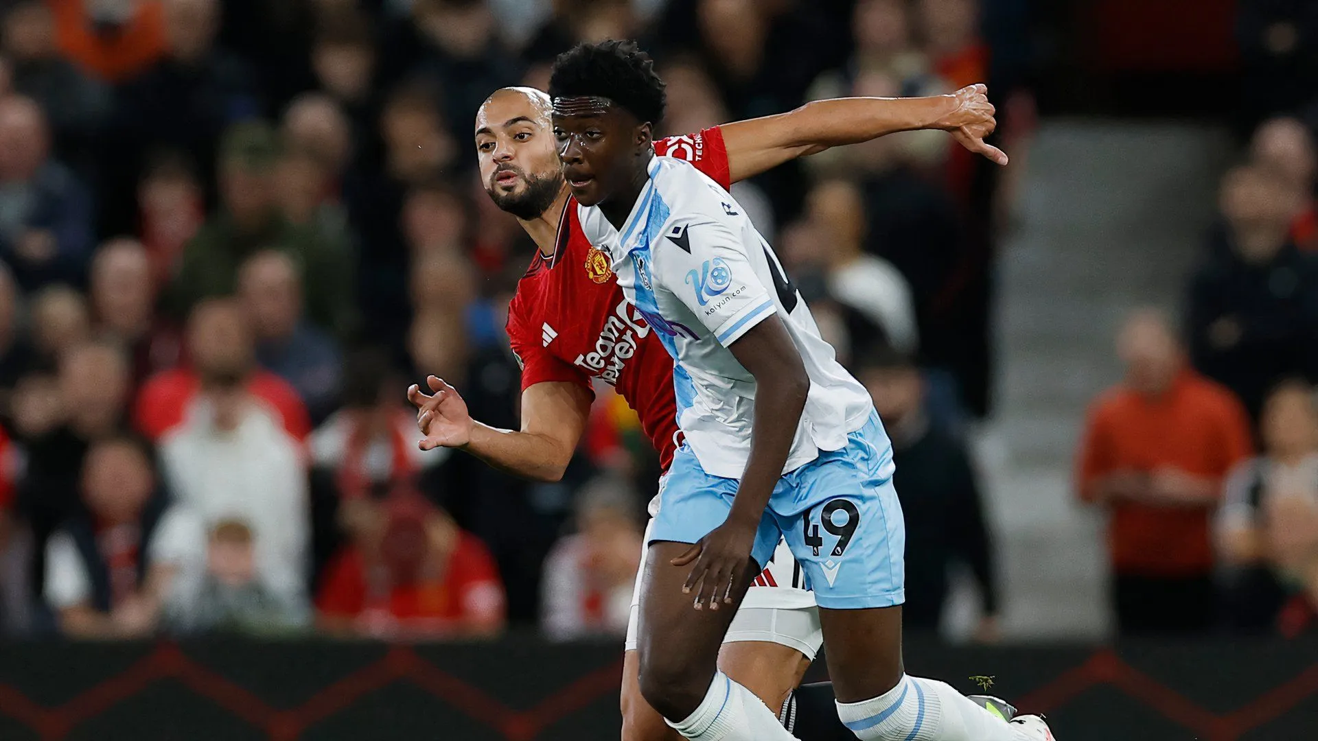 Tiền đạo trẻ Jesurun Rak-Sakyi của Crystal Palace đang được Sheffield United cân nhắc