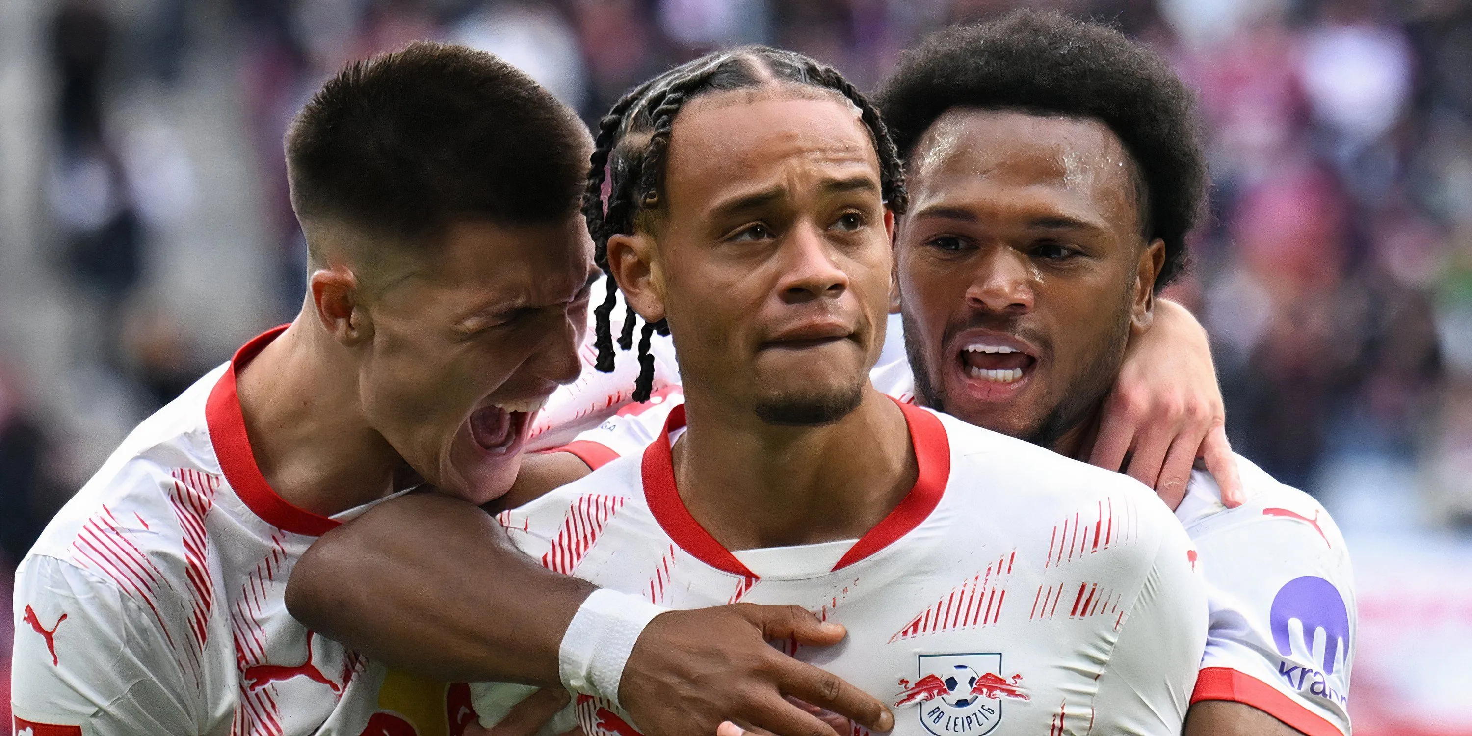 Xavi Simons và đồng đội RB Leipzig ăn mừng bàn thắng đầy cảm xúc