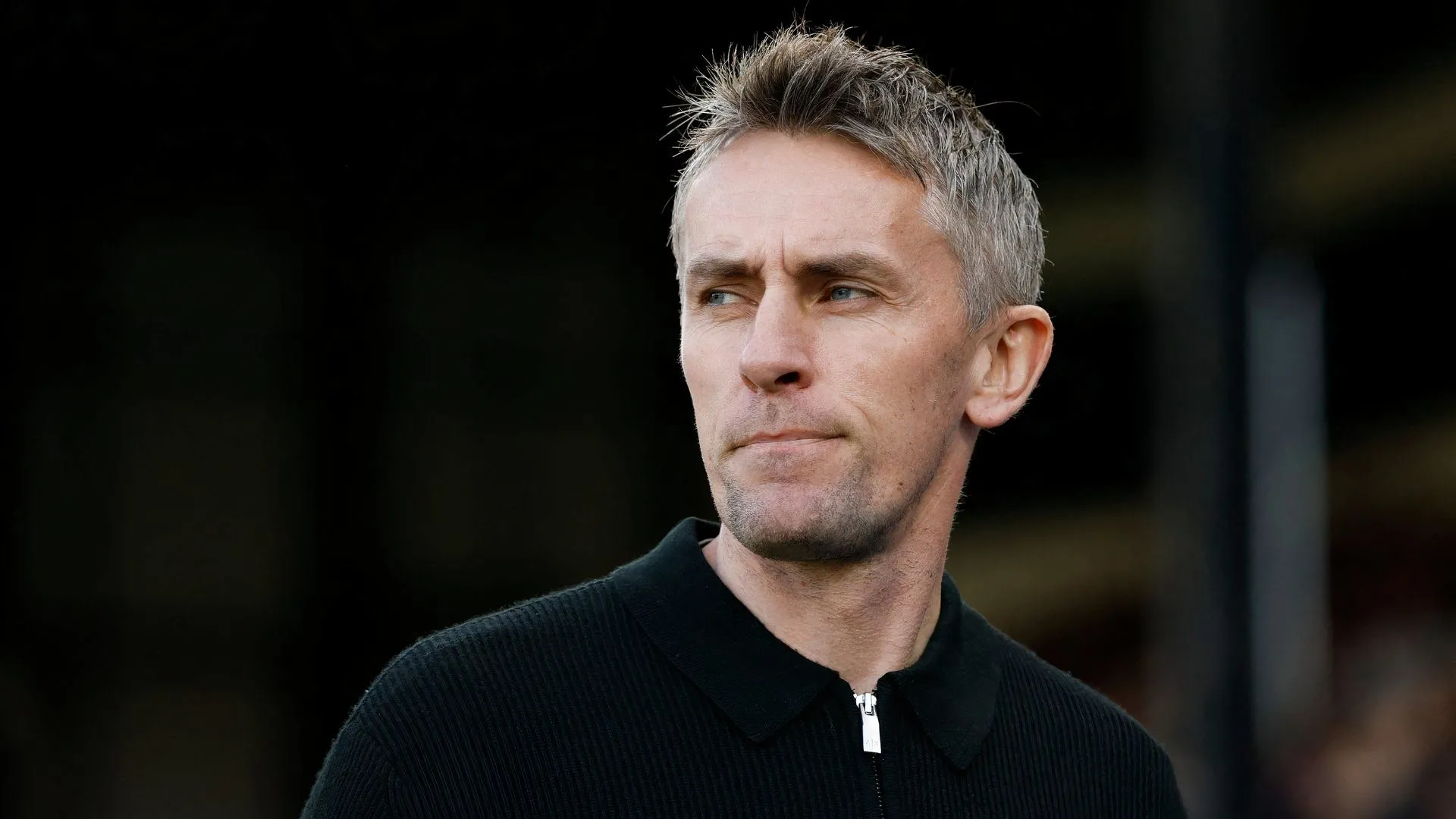 HLV Kieran McKenna trên sân tập của Ipswich Town