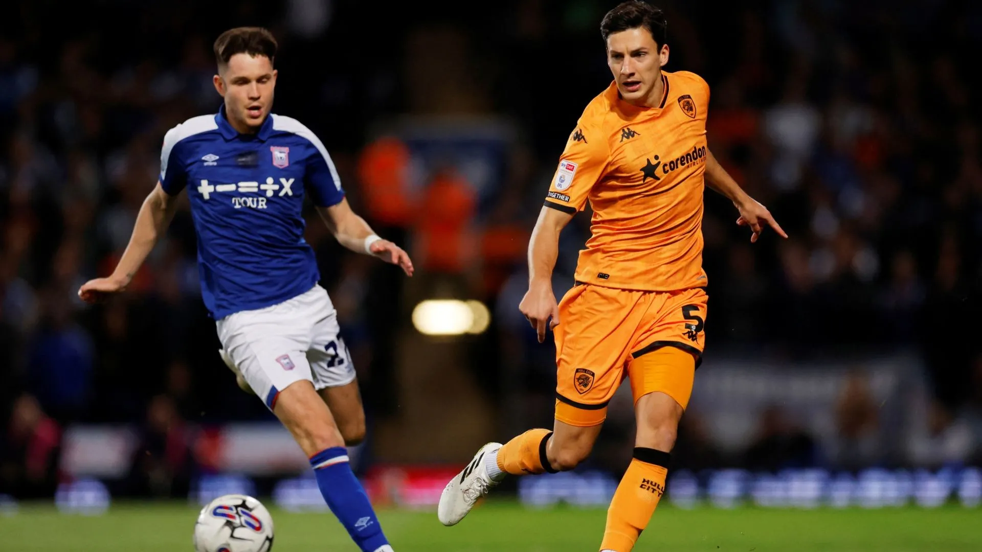 Alfie Jones thi đấu cho Hull City