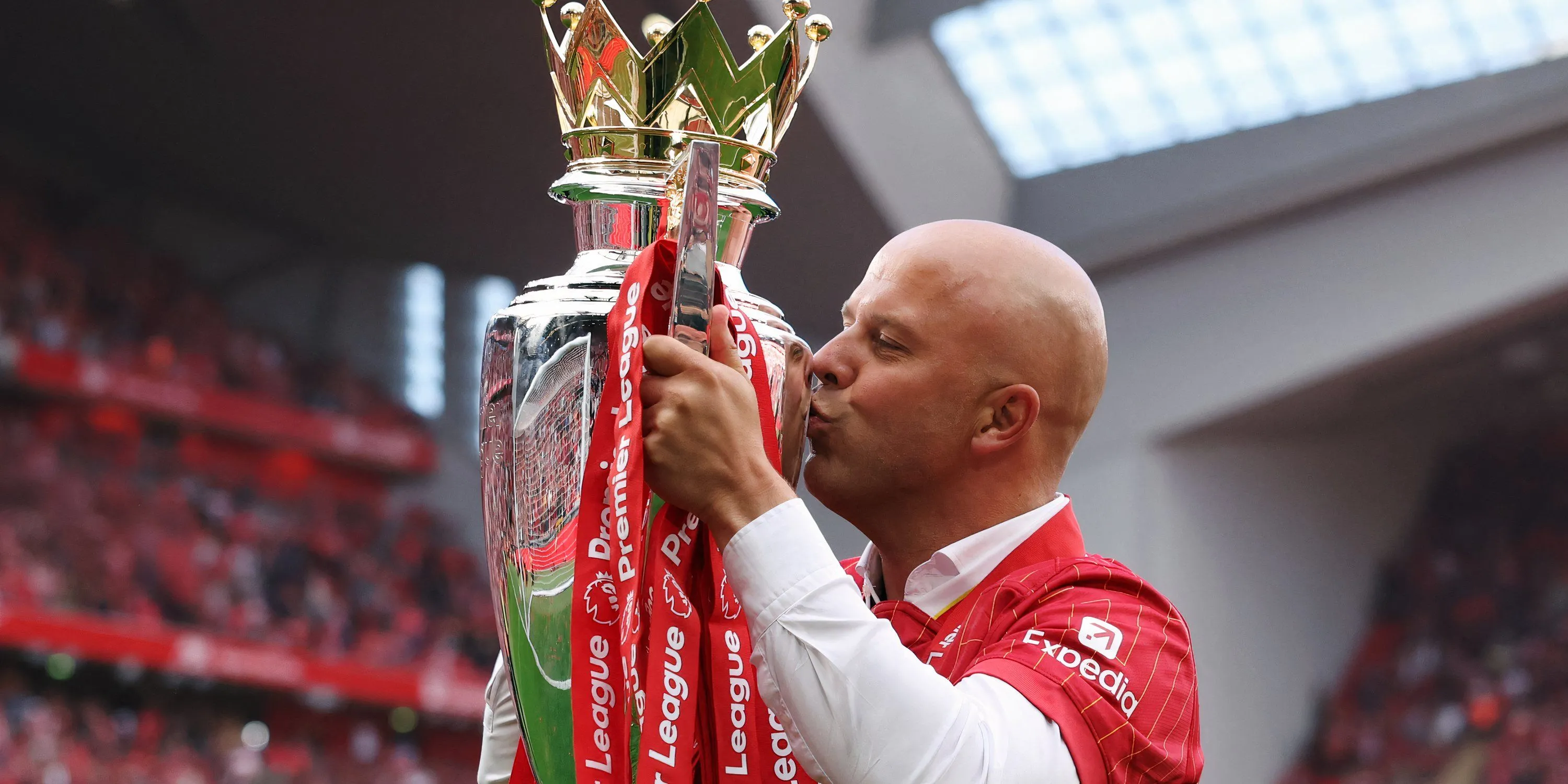 HLV Arne Slot muốn đưa Orkun Kökçü về Liverpool