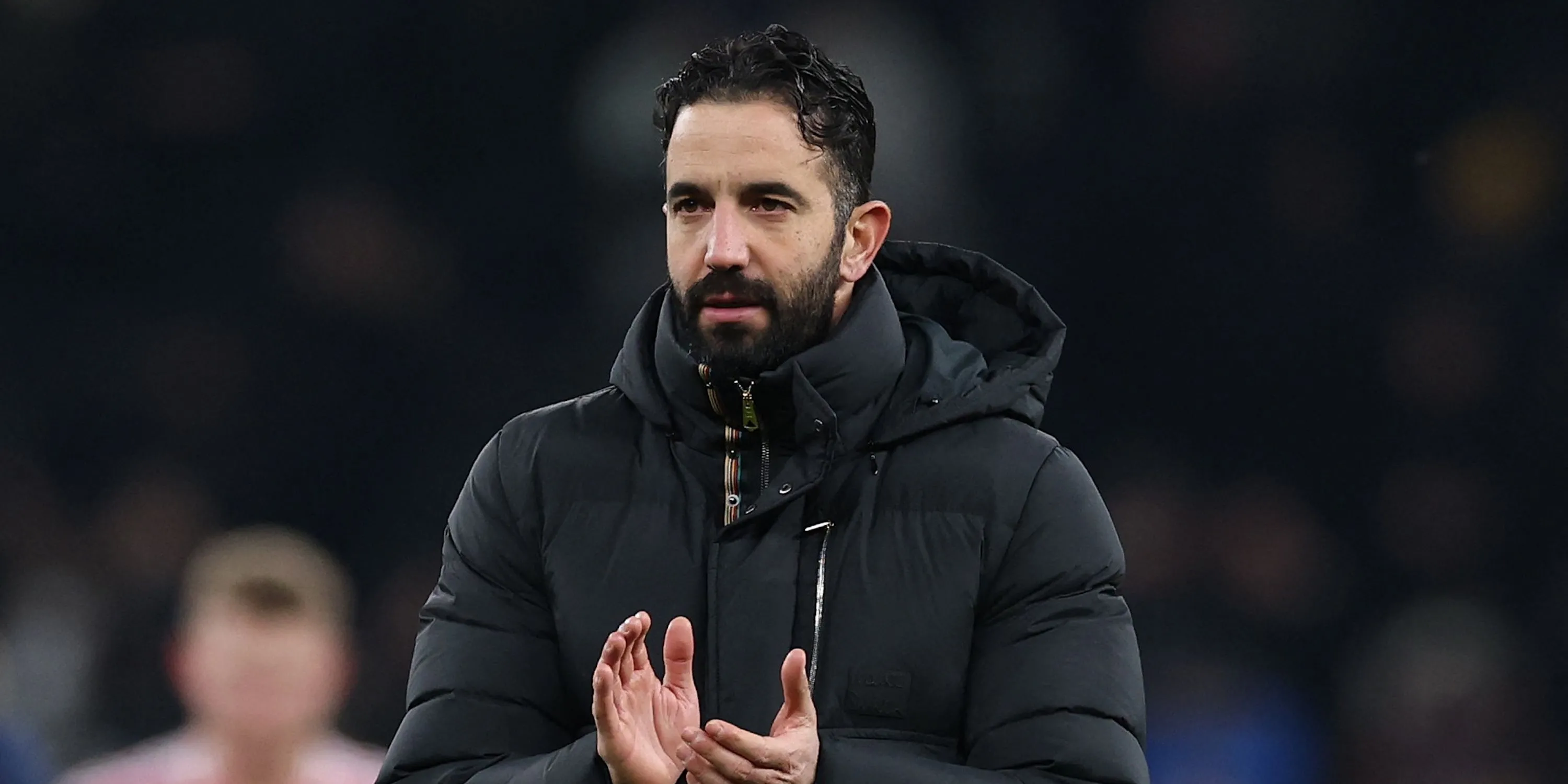 Huấn luyện viên Rúben Amorim của Sporting CP, người từng có mối liên hệ với Manchester United và là thầy cũ của Palhinha.