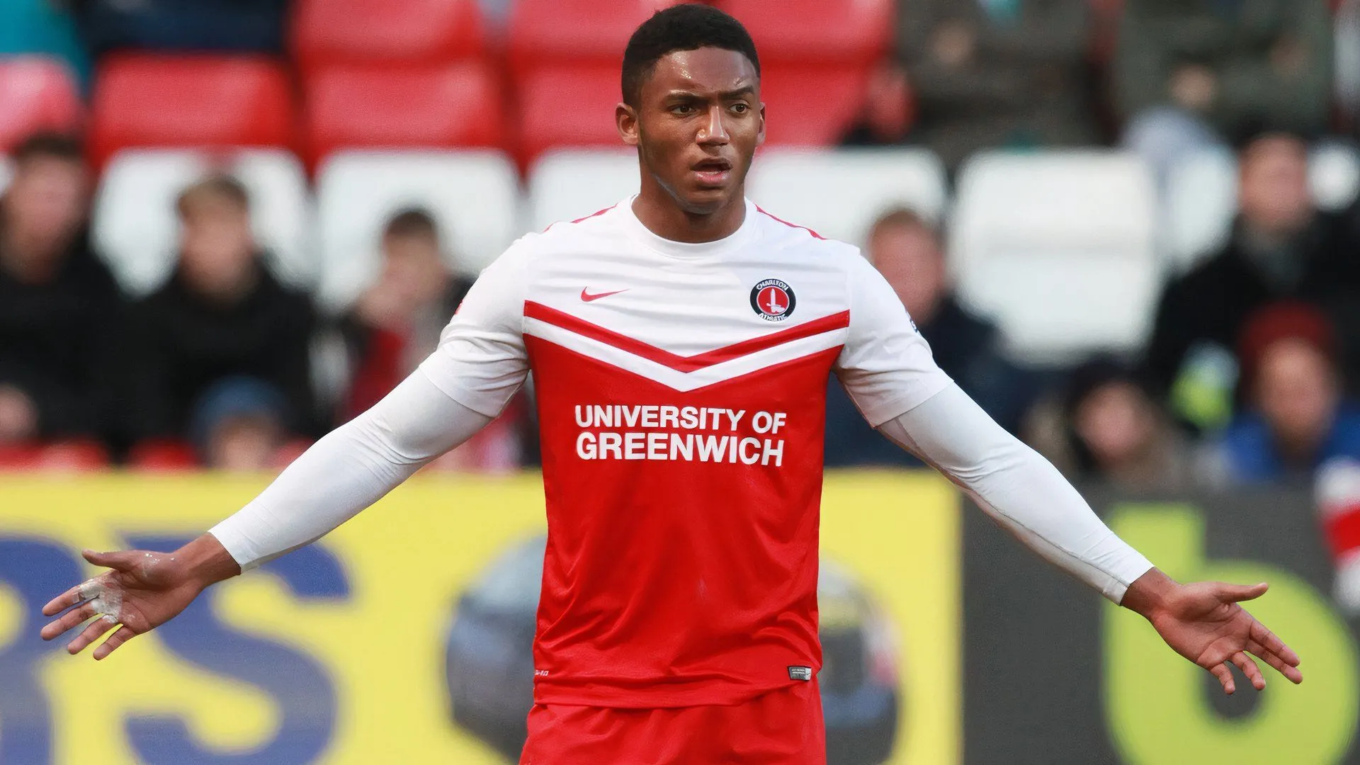 Joe Gomez, một tài năng trẻ khác mà Charlton Athletic buộc phải bán vì tài chính