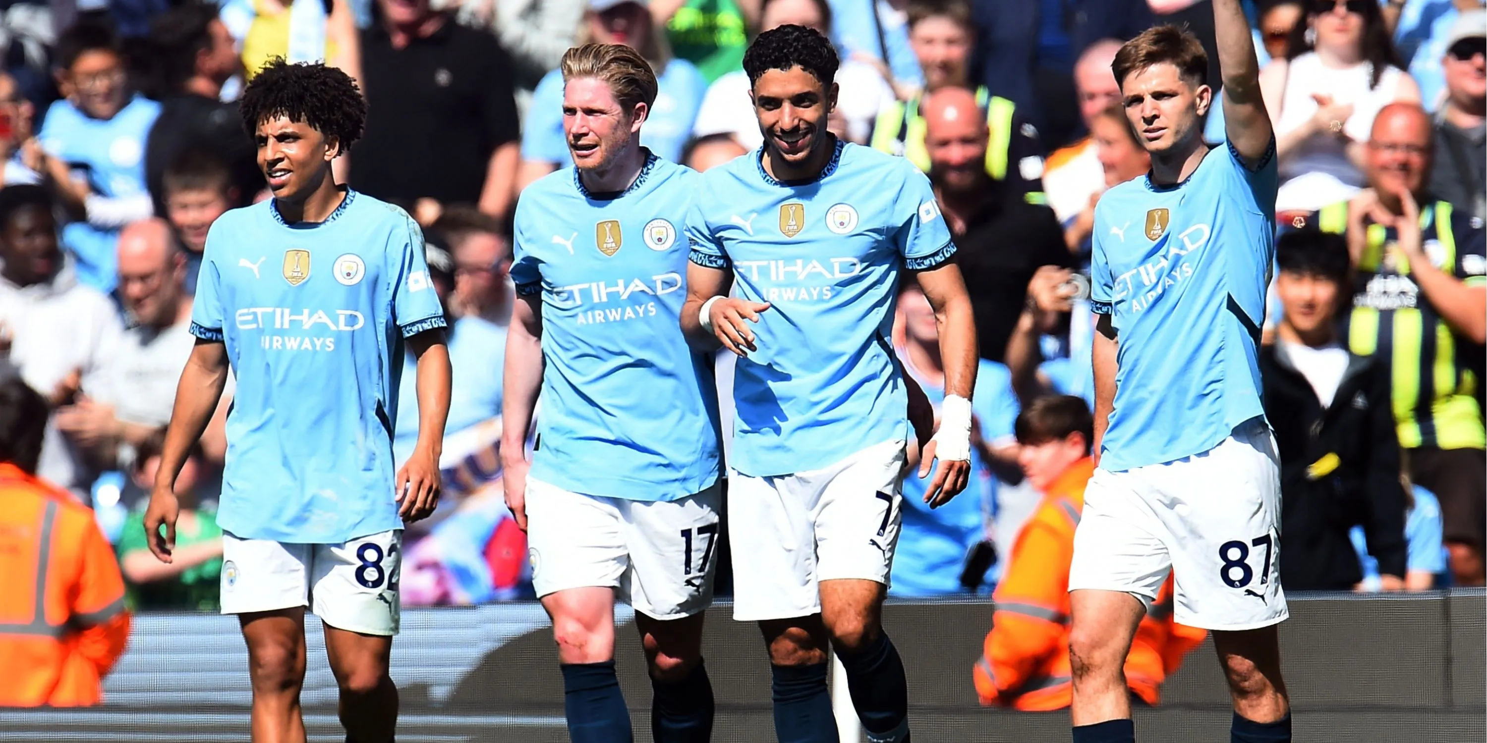 Sao trẻ James McAtee thi đấu cho Manchester City