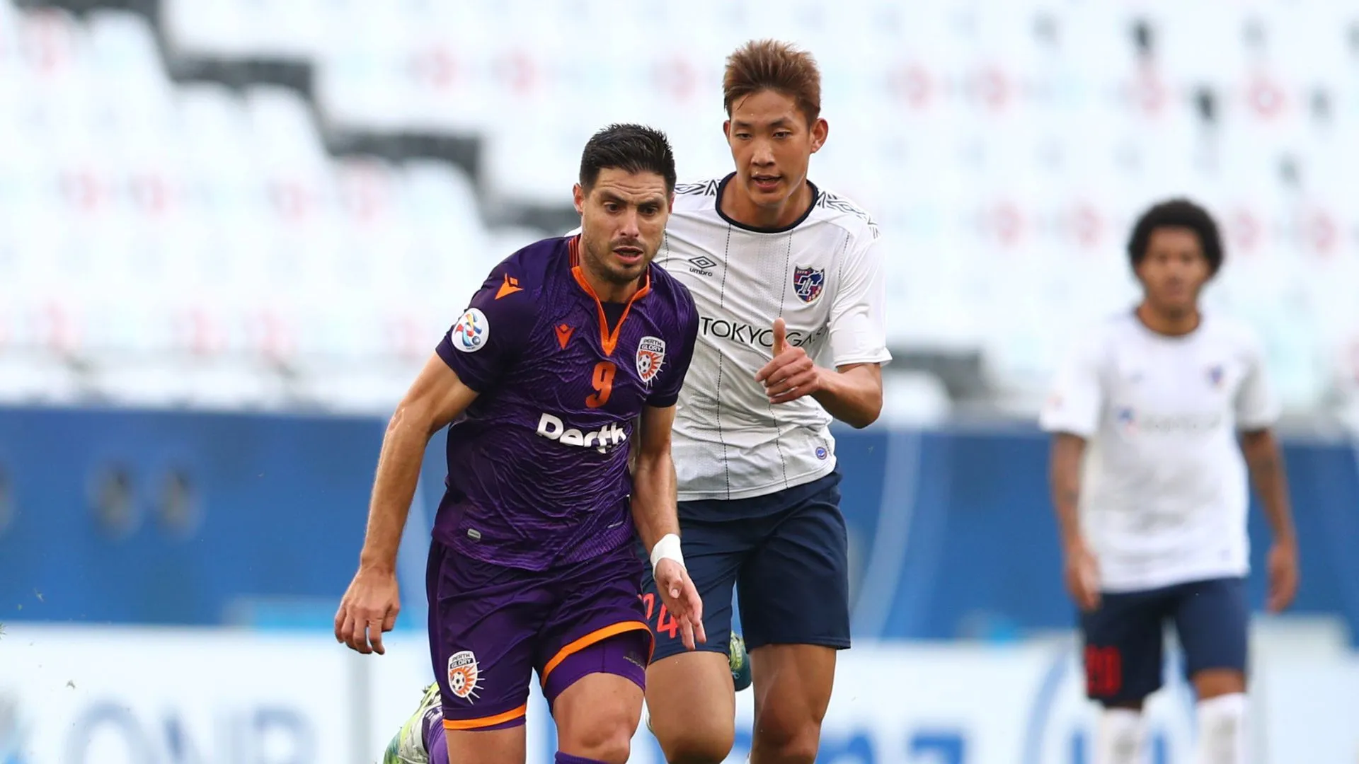 Tiền vệ Taichi Hara, mục tiêu chuyển nhượng của Birmingham City, trong màu áo Kyoto Sanga tại J1 League