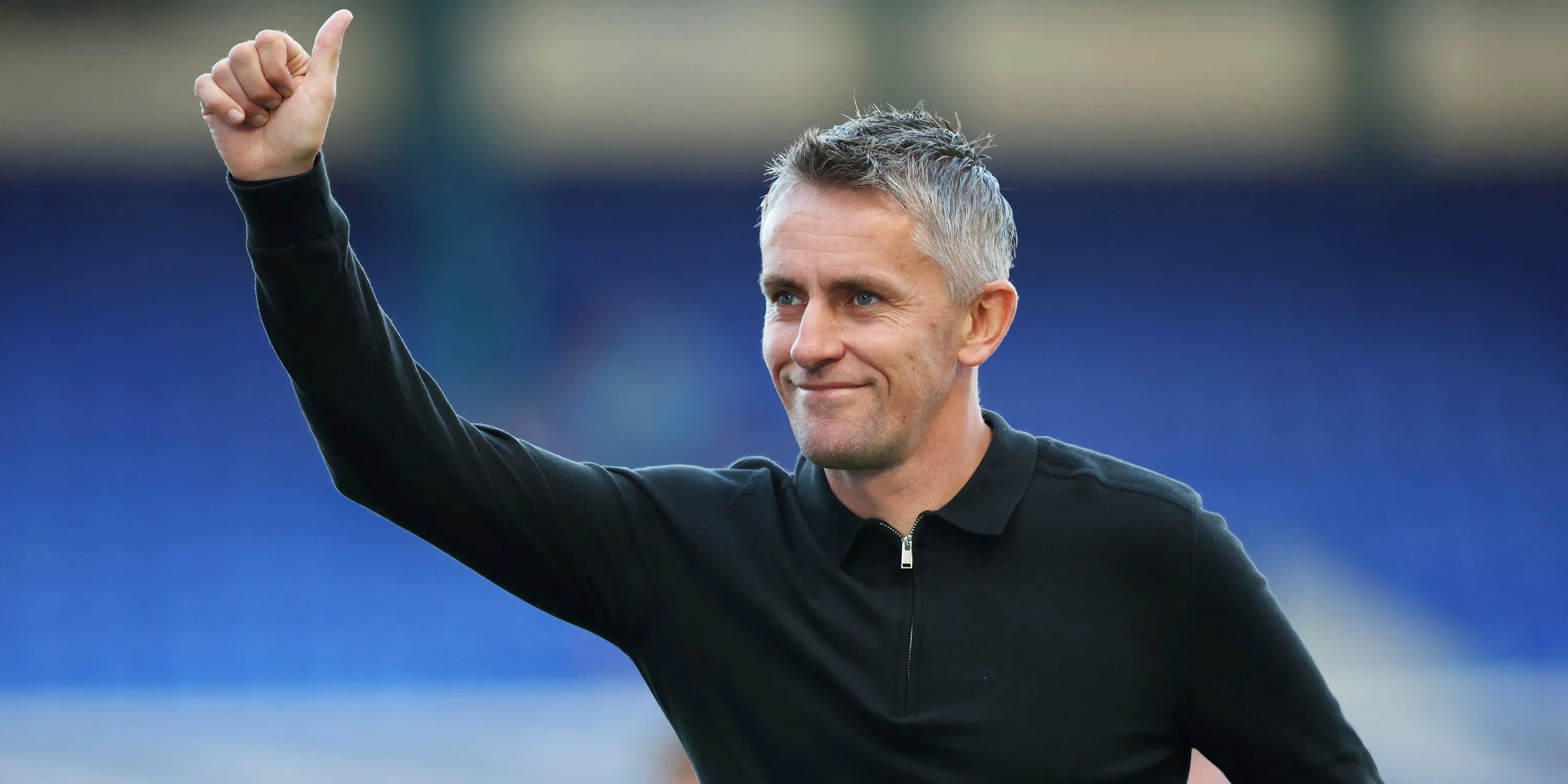Huấn luyện viên Kieran McKenna của Ipswich Town, người đang nỗ lực thuyết phục Hayden Hackney gia nhập đội bóng.
