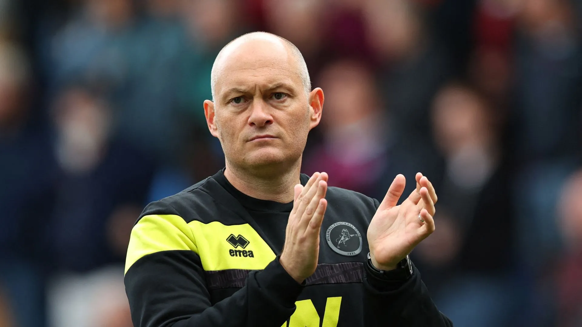 HLV Alex Neil của Millwall đang xây dựng đội hình trẻ đầy tiềm năng cho mùa giải Championship 2025-26.