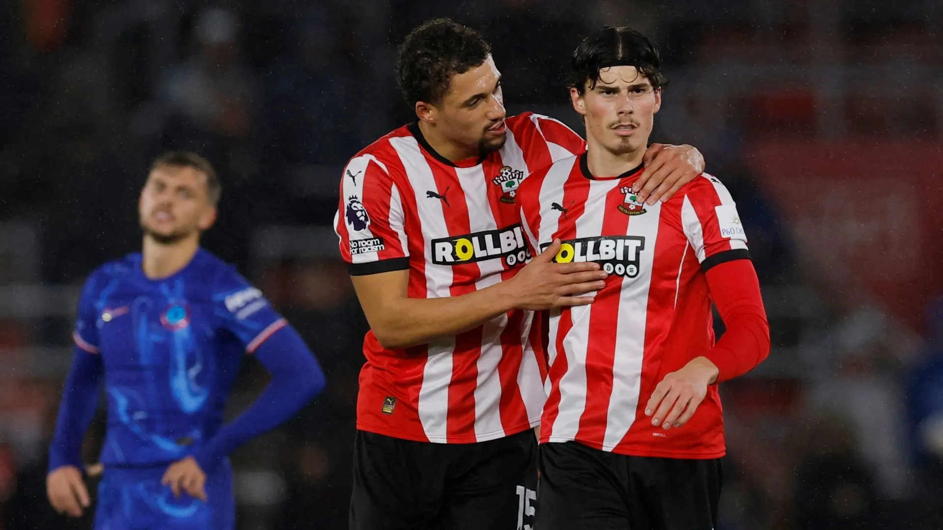 Ronnie Edwards, trung vệ tiềm năng của Southampton, sẵn sàng khẳng định mình trước Liverpool ở EFL Cup.