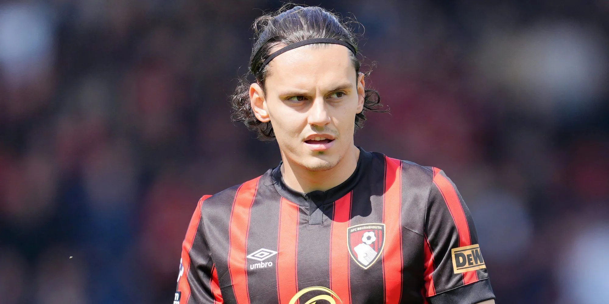 Enes Ünal — chấn thương ACL khiến anh vắng mặt dài hạn tại Bournemouth