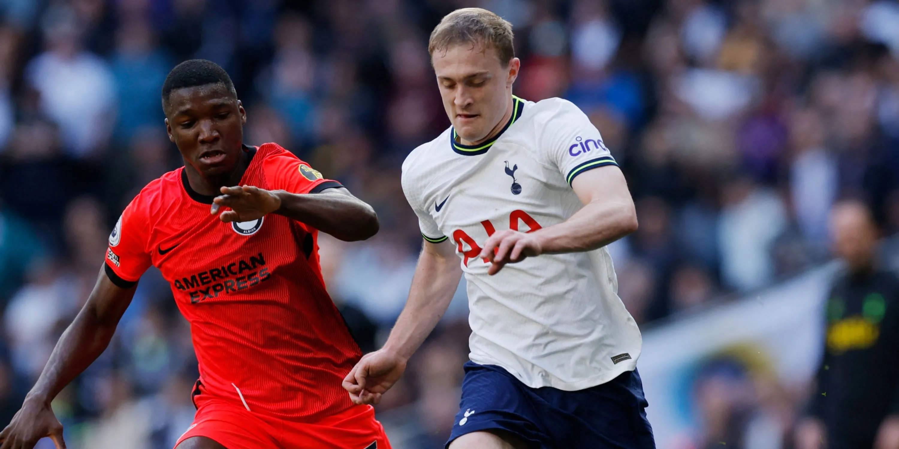 Oliver Skipp trong màu áo Tottenham, hình ảnh phản ánh mùa giải đầy thử thách về mặt sáng tạo và chuyển tiếp