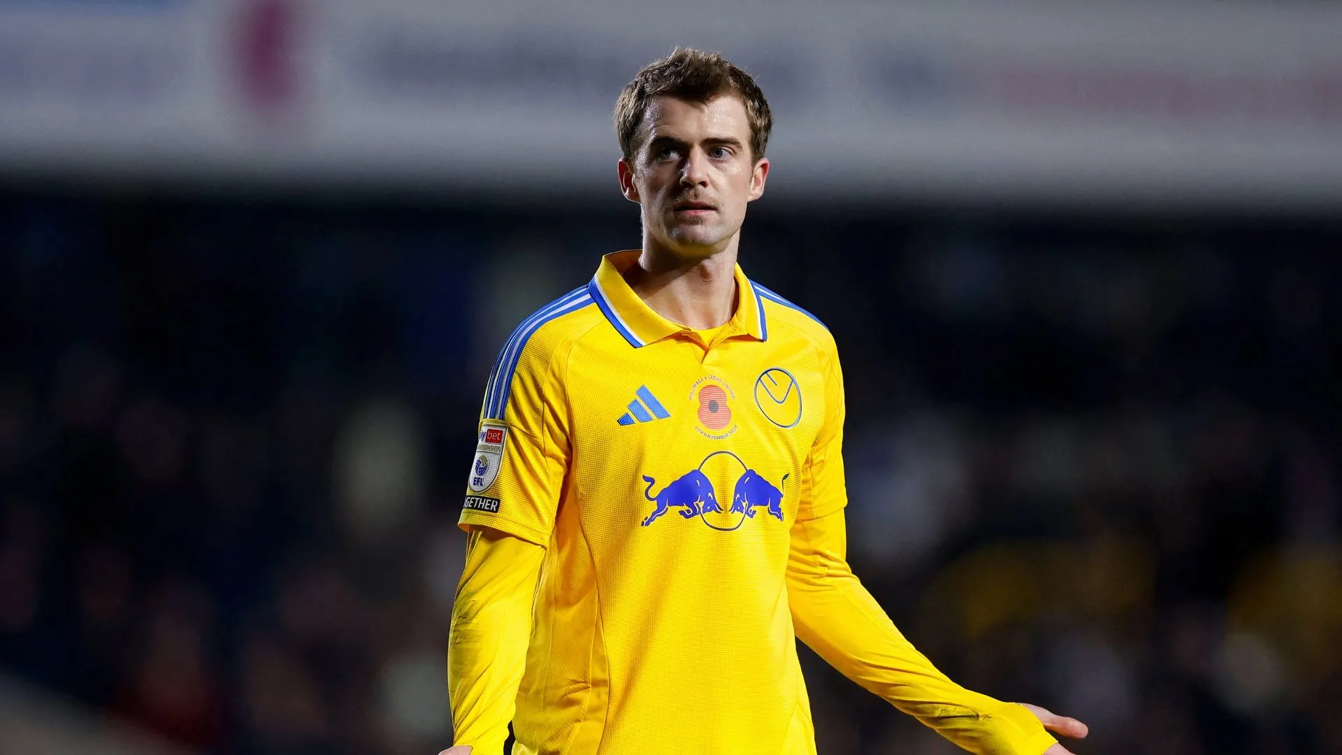 Patrick Bamford - trung phong từng ghi 17 bàn mùa 2020/21 cho Leeds, có kinh nghiệm dày dặn ở Championship