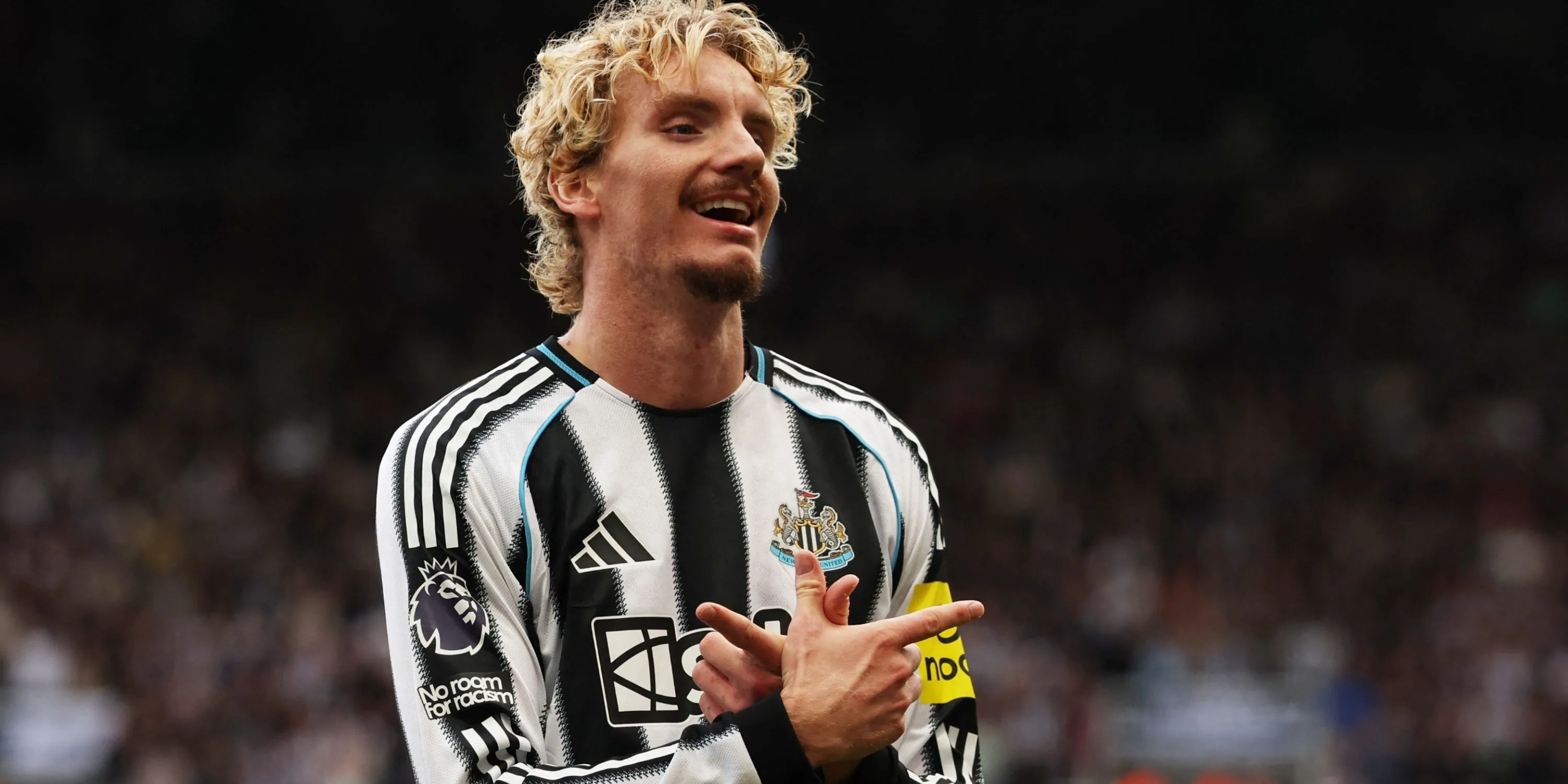 Tiền đạo Nick Woltemade trong dự đoán hàng công Newcastle, yếu tố tấn công trong đội hình của Howe