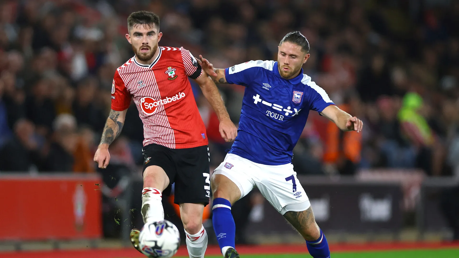 Wes Burns trong màu áo Ipswich, tiền vệ cánh từng là nhân tố then chốt trong hành trình thăng hạng