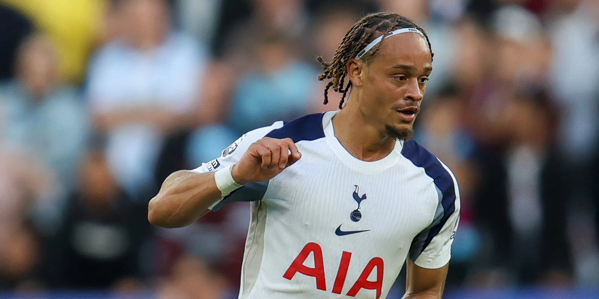 Xavi Simons trong màu áo Tottenham — minh họa cho cơ hội thưởng theo kết quả ở cúp châu Âu