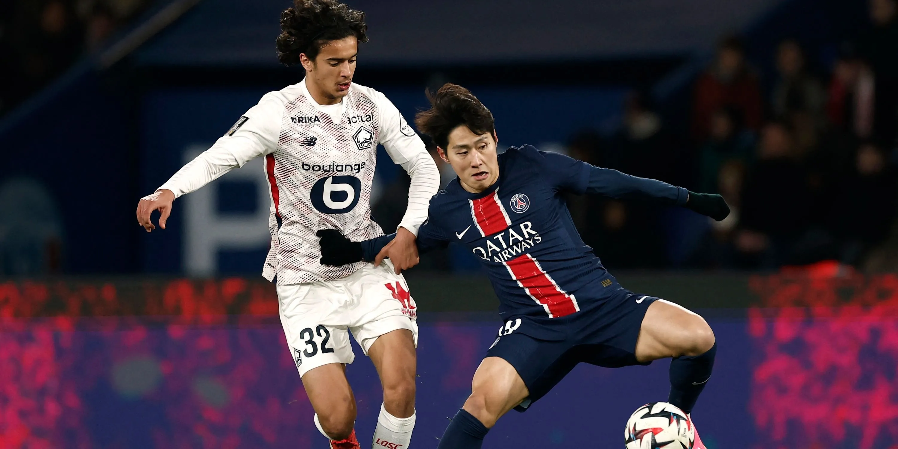 Ayyoub Bouaddi trong trận đấu giữa Lille và Paris Saint-Germain