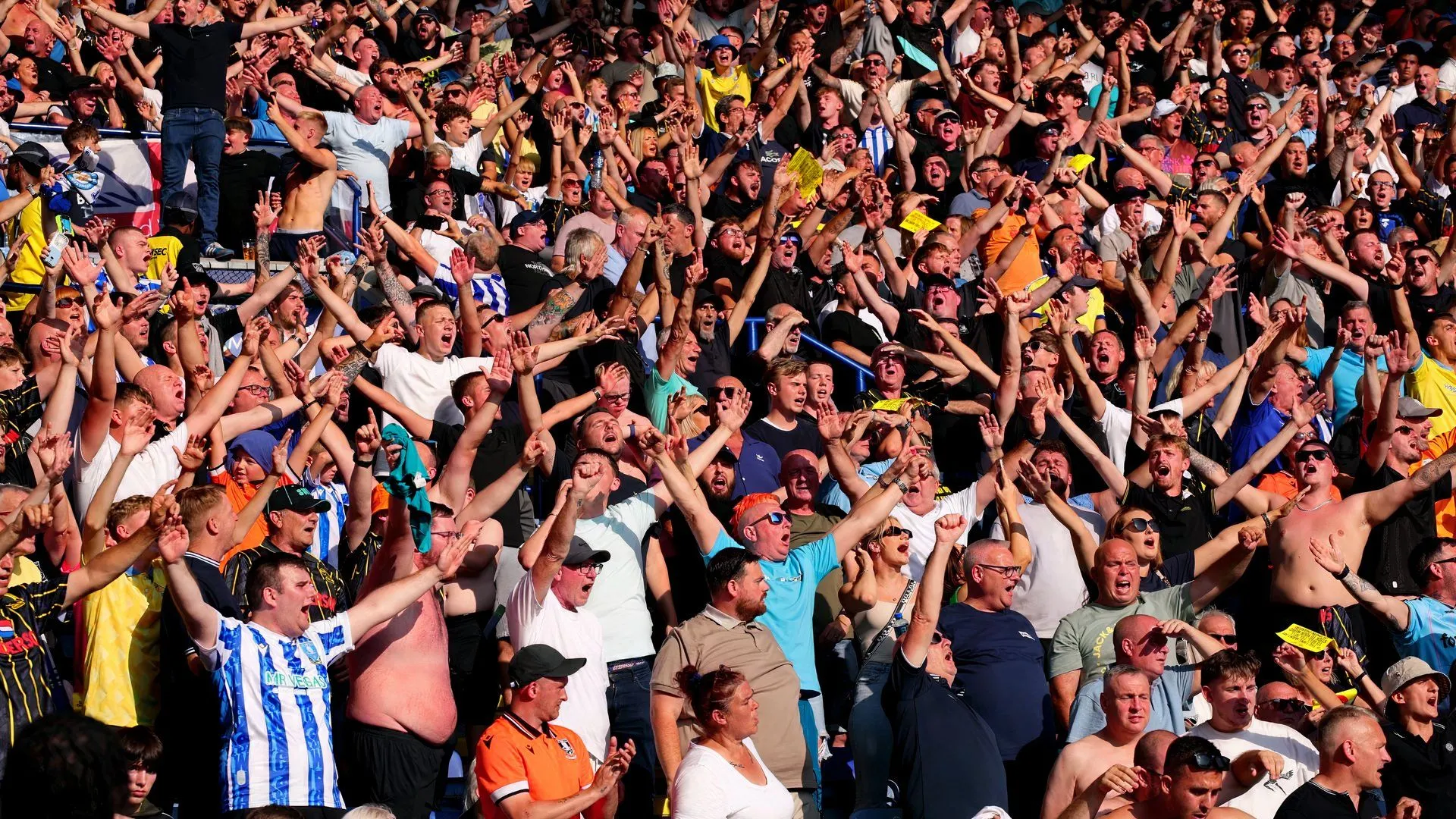 Người hâm mộ Sheffield Wednesday đang mong chờ những xoay chuyển tích cực tại câu lạc bộ